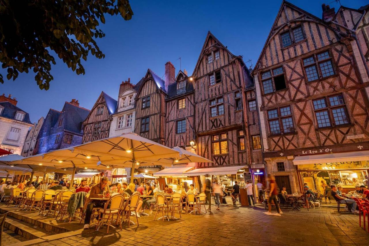 Maison Tourangelle Chic & Cosy Avec Cour Tours Exterior photo