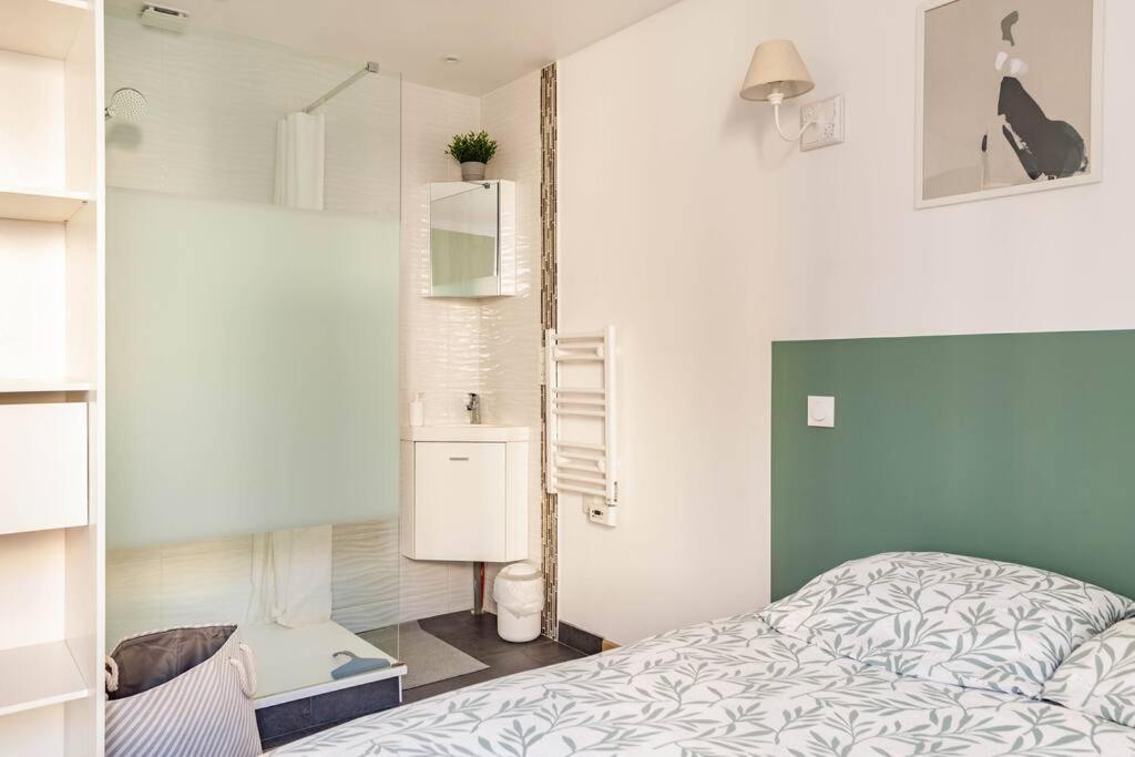Maison Tourangelle Chic & Cosy Avec Cour Tours Exterior photo